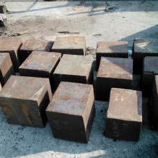 Поковка нержавеющая прямоугольная X2CrNiMoN17-13-3 20 мм EN 10222-5