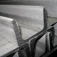 Швеллер нержавеющий г/к с уклоном внутренних граней полок 1.4301 / 304 UPN 30 (UNP) 30х33х5х7 мм DIN 1026-1 / EN 10279